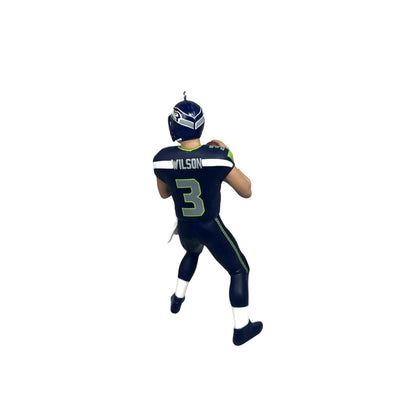 2015 Russell Wilson Hallmark Ornament (Football Legends) QX9249 Image3