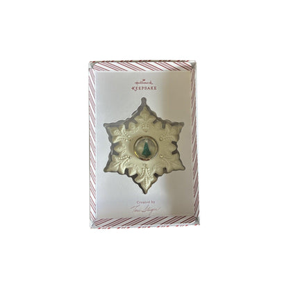 2015 Season of Wonder (Snowflake) Hallmark Ornament QGO1779 Image5