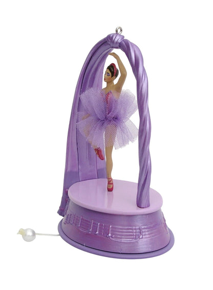 2015 Sugarplum Dreams Hallmark Ornament (Ballet) QGO1379