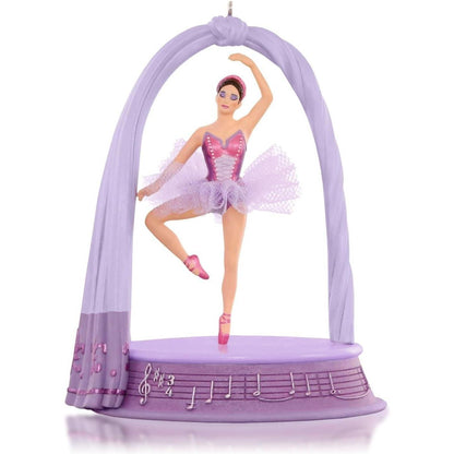 QGO1379 2015 Sugarplum Dreams (Ballet) Image1