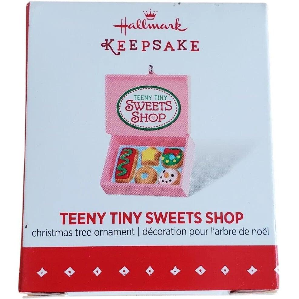 2015 Teeny Tiny Sweet Shop Hallmark Ornament (Kitchen) QXM8537