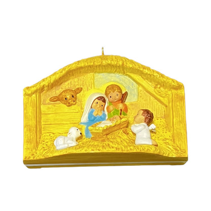 2015 The First Christmas Hallmark Ornament (Nativity) QGO1429
