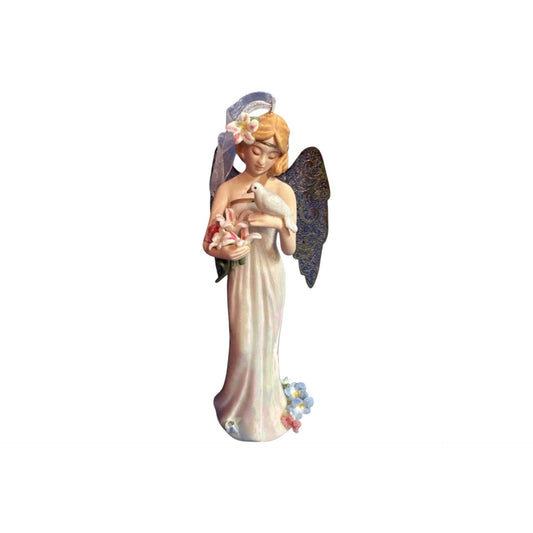 2015 Timeless Angel (Angels) Hallmark Ornament QGO1497 Image1