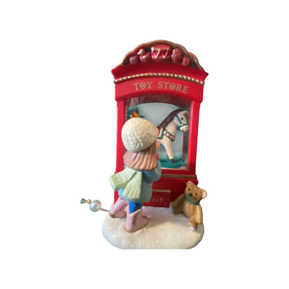 2015 Toy Store Dreams Hallmark Ornament (Christmas Window) QGO1327
