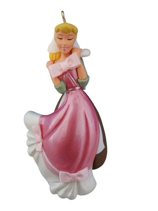 2016 A Dream Is A Wish Your Heart Makes Hallmark Ornament (Cinderella) QXD6081