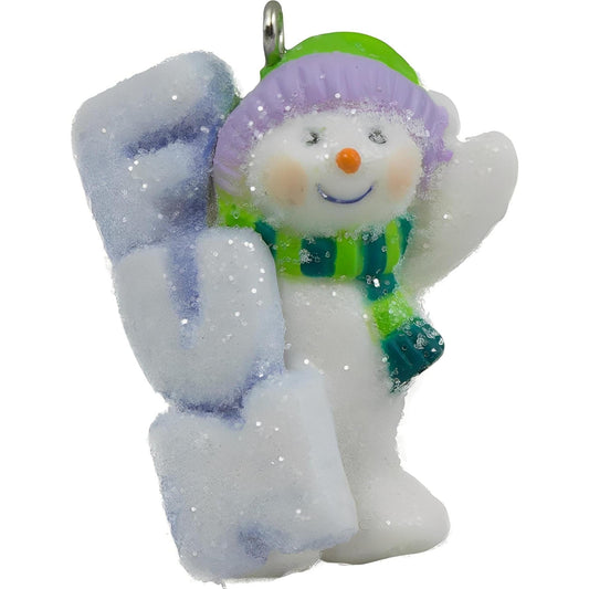 2016 A Little Frosty Fun Hallmark Ornament (Frosty Fun Decade) QXM8544