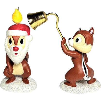 2016 A Merry Pair Hallmark Ornament (Chip and Dale) QXD6292