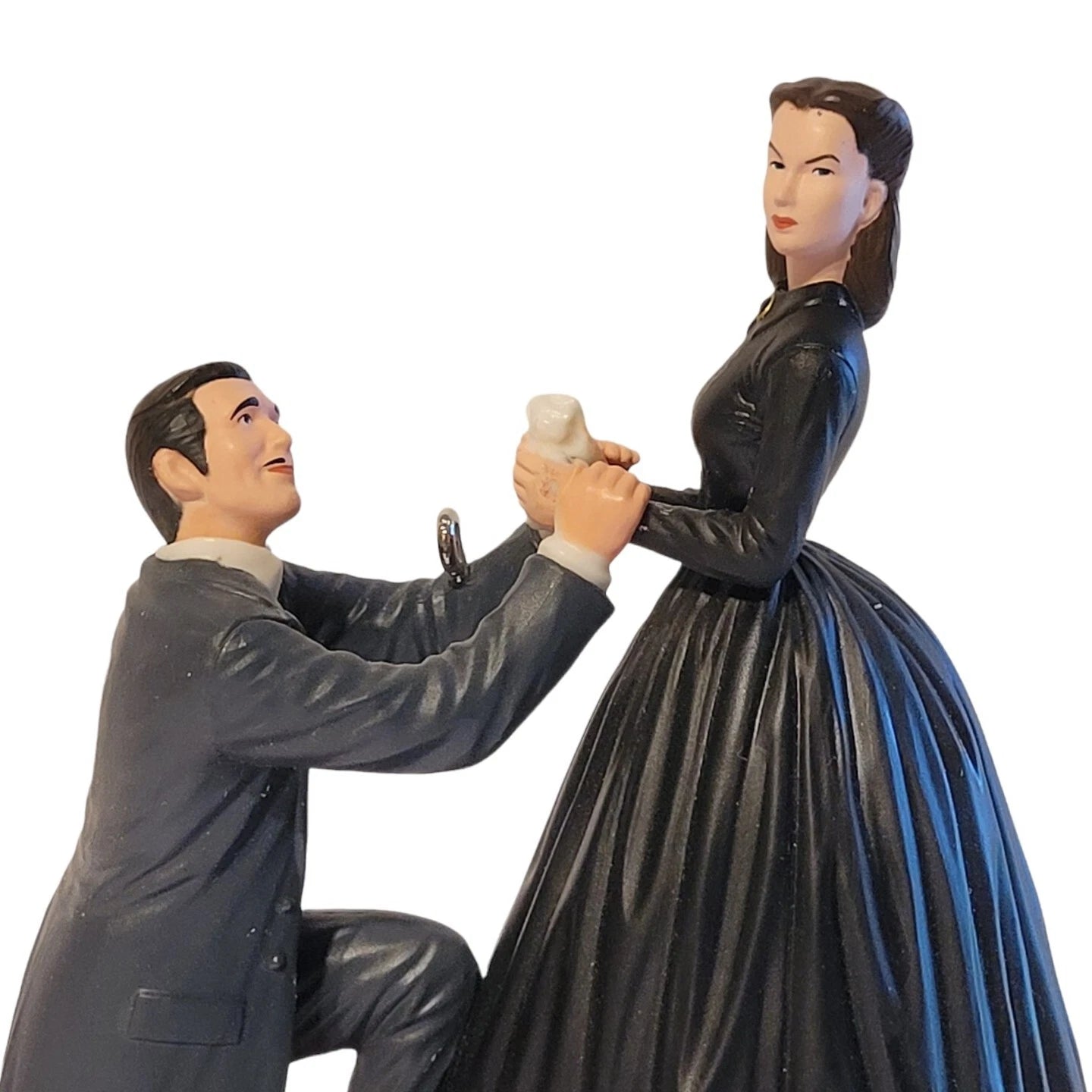 2016 An Honorable Proposal Hallmark Ornament (Gone with the Wind) QXI3041