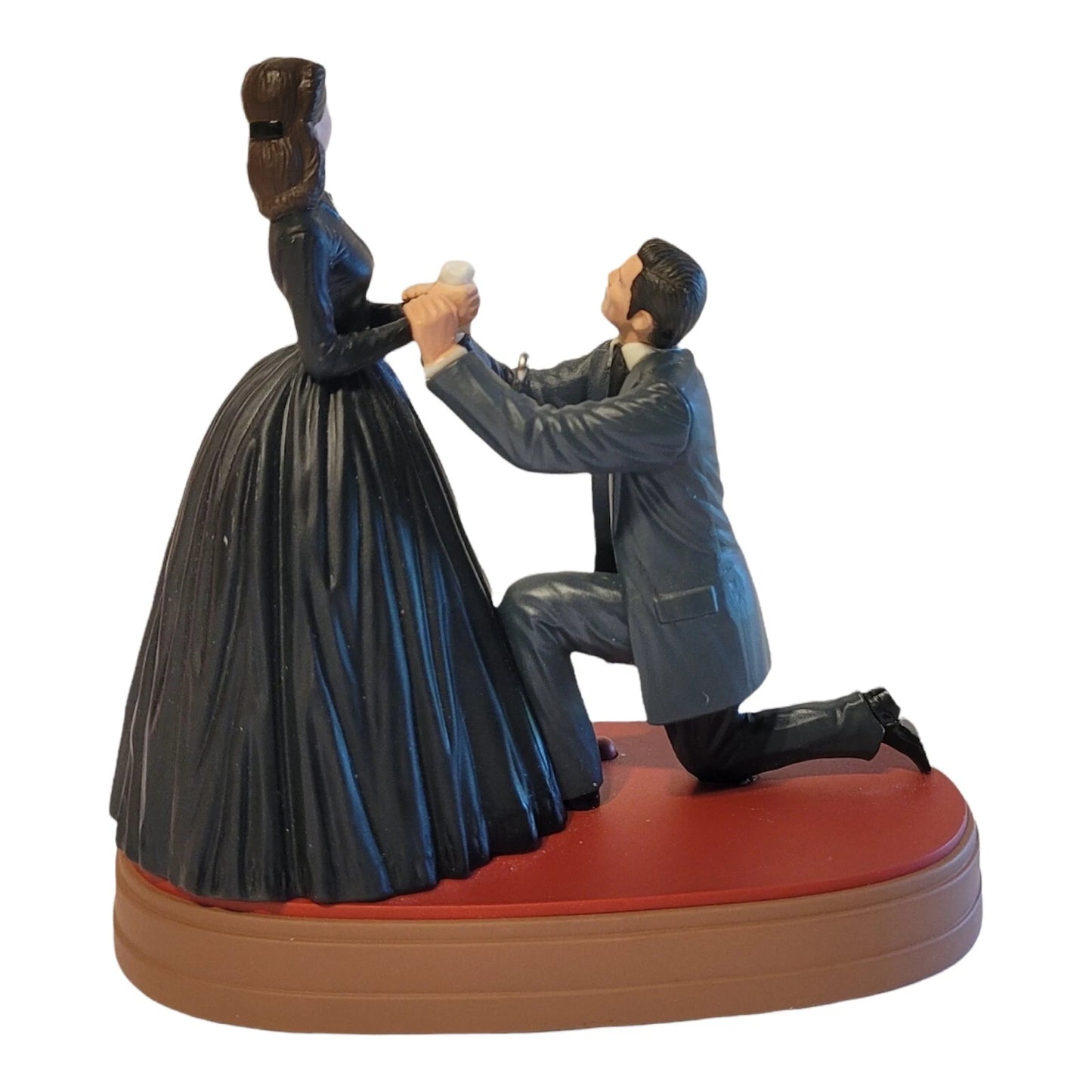 2016 An Honorable Proposal Hallmark Ornament (Gone with the Wind) QXI3041