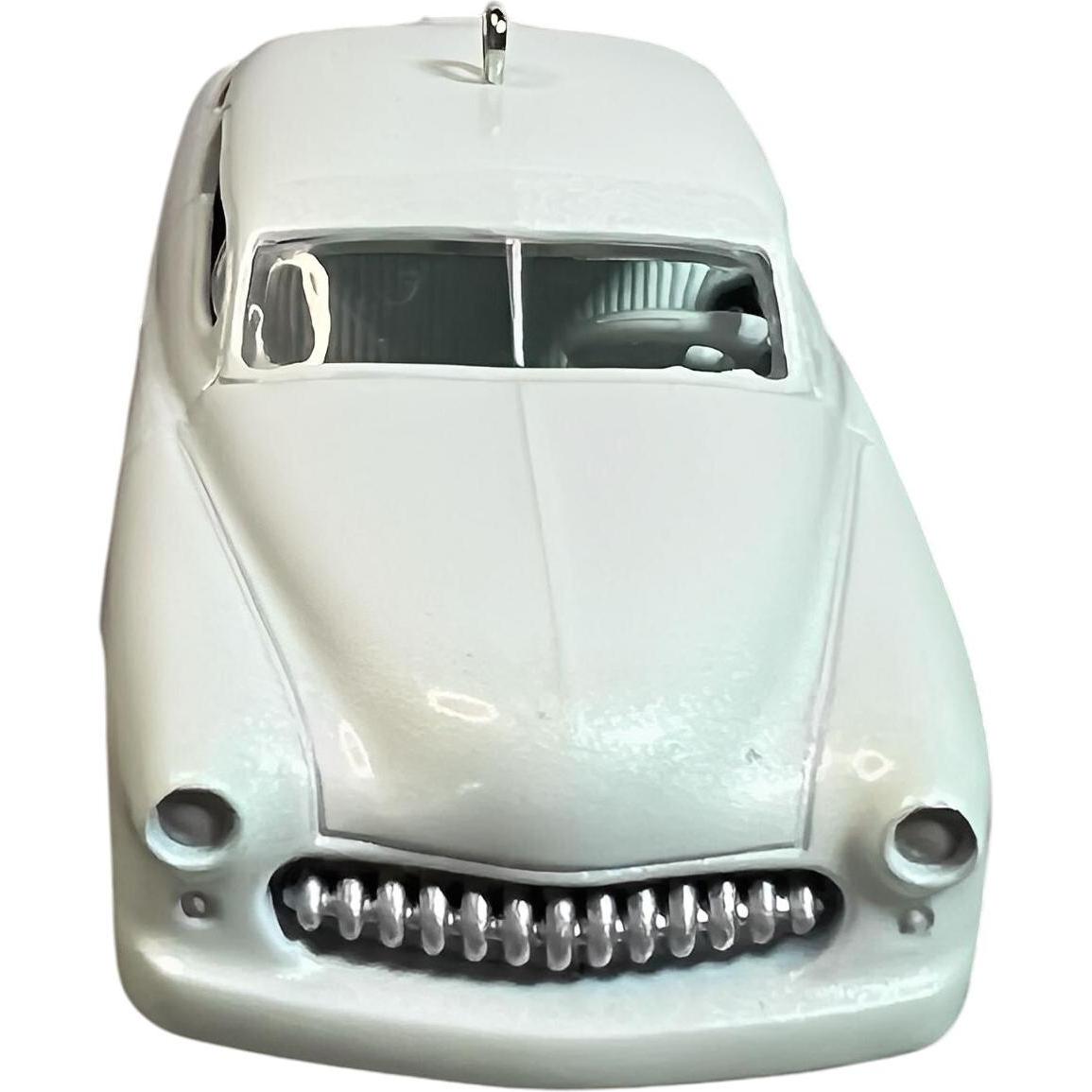 2016 Hallmark Ornament (1949) Ford Mercury Hallmark Ornament (Keepsake Kustoms) QX9234