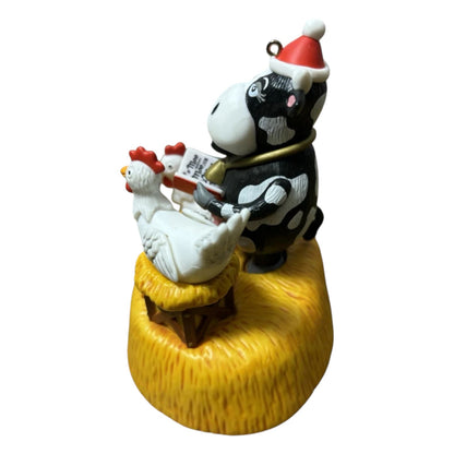 2016 Moo-Ey Christmas Hallmark Ornament (Cow) QGO1214