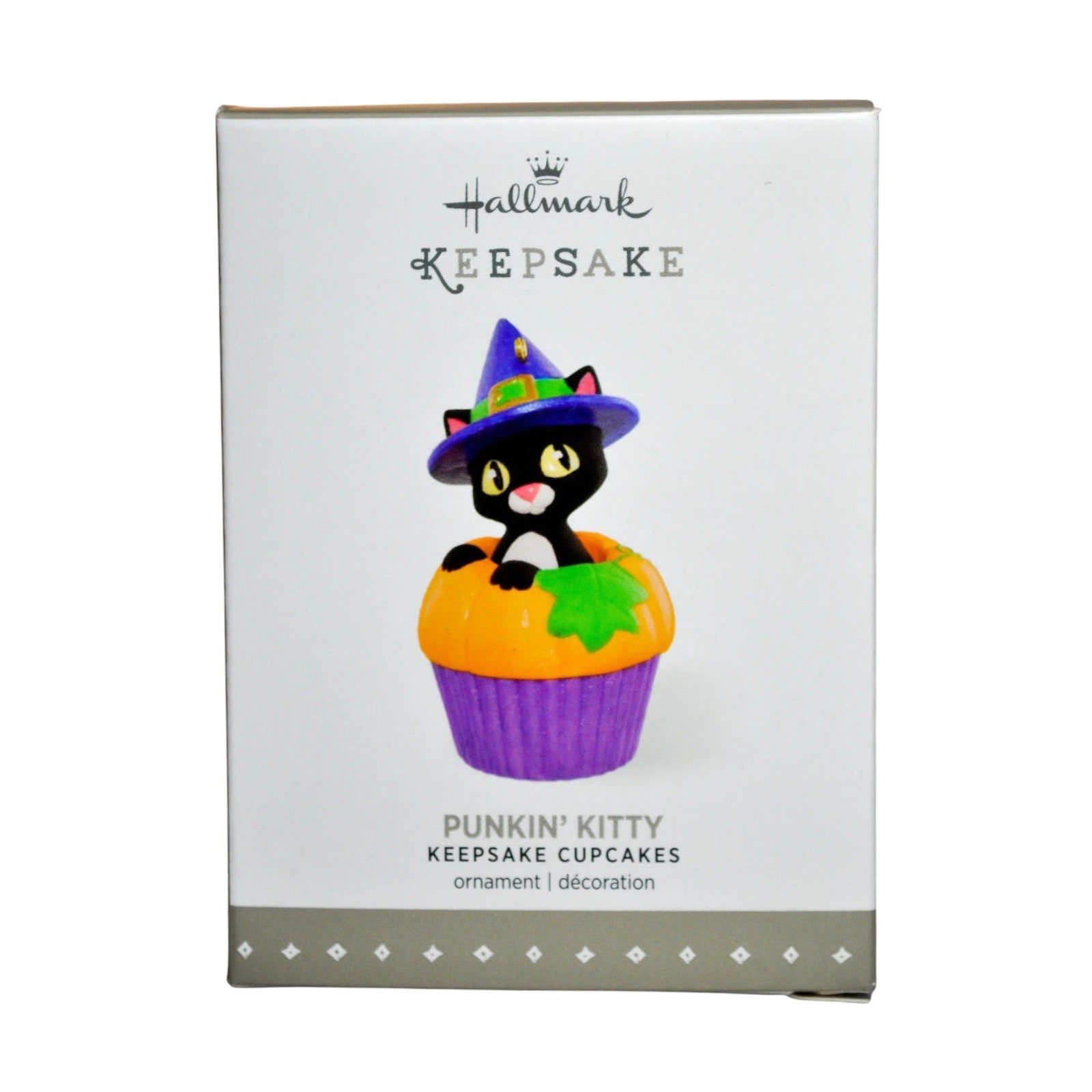 2016 Punkin' Kitty Hallmark Ornament (Keepsake Cupcake) QHA1038