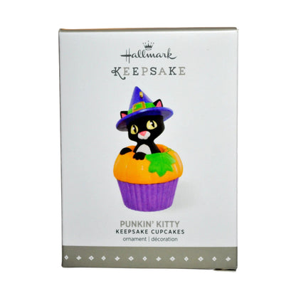 2016 Punkin' Kitty Hallmark Ornament (Keepsake Cupcake) QHA1038