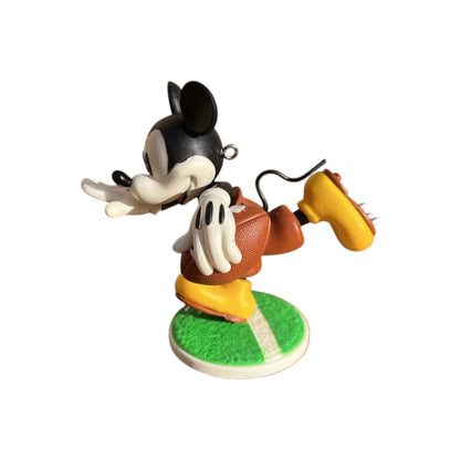 2016 Touchdown Mickey Hallmark Ornament (Mickey's Movie Mousterpieces) QX9021