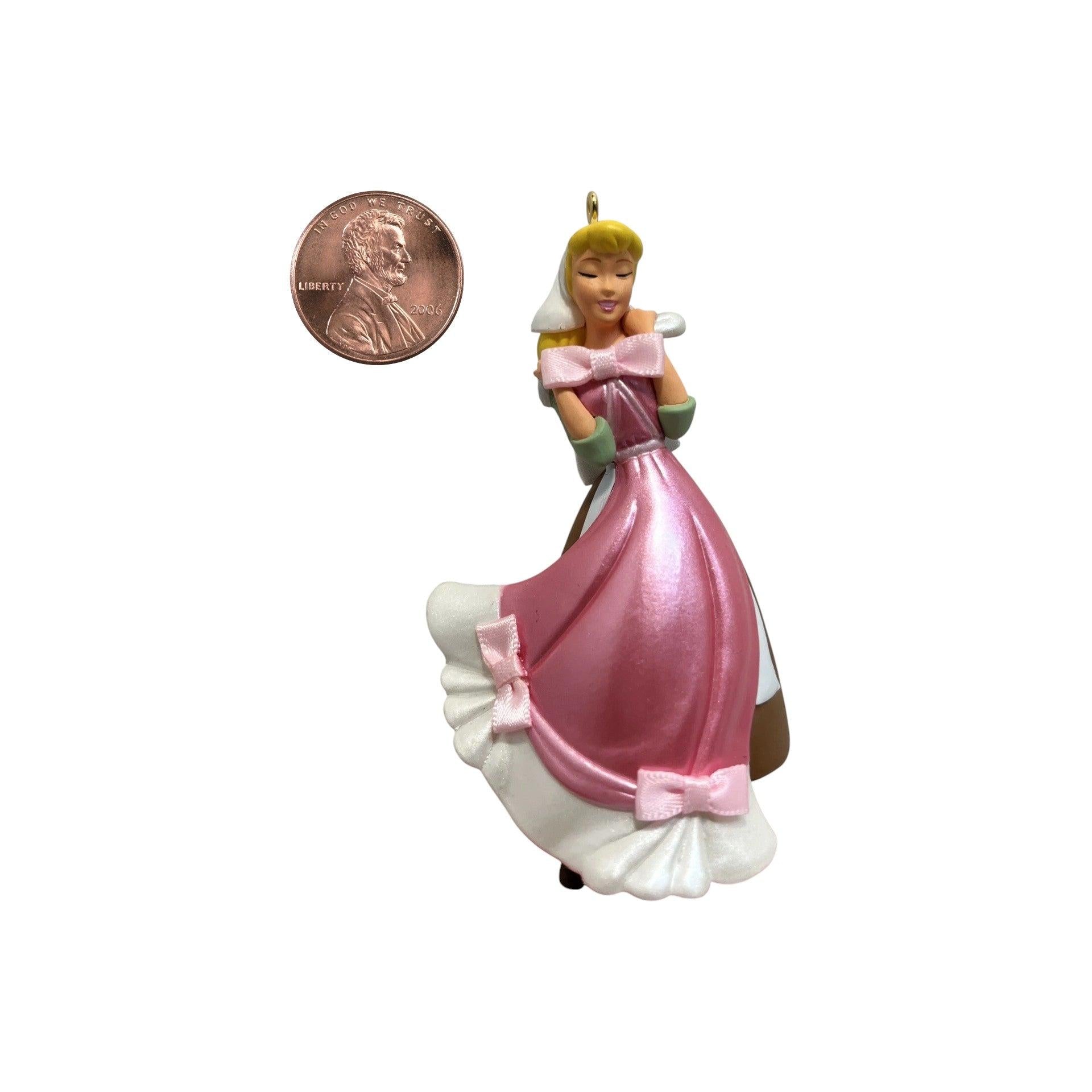 2016 A Dream Is A Wish Your Heart Makes Hallmark Ornament (Cinderella) QXD6081 Image6