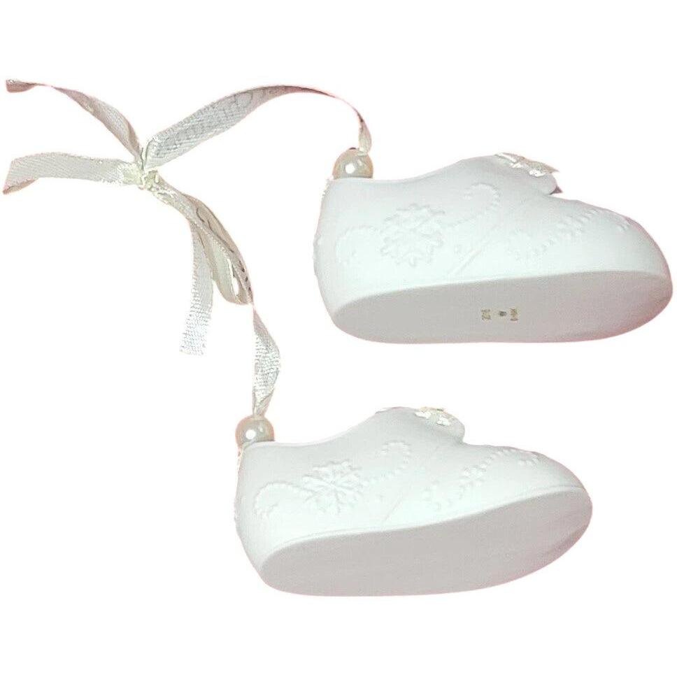 2016 Baby's First Christmas Hallmark Ornament (Baby's First Christmas) QGO1264