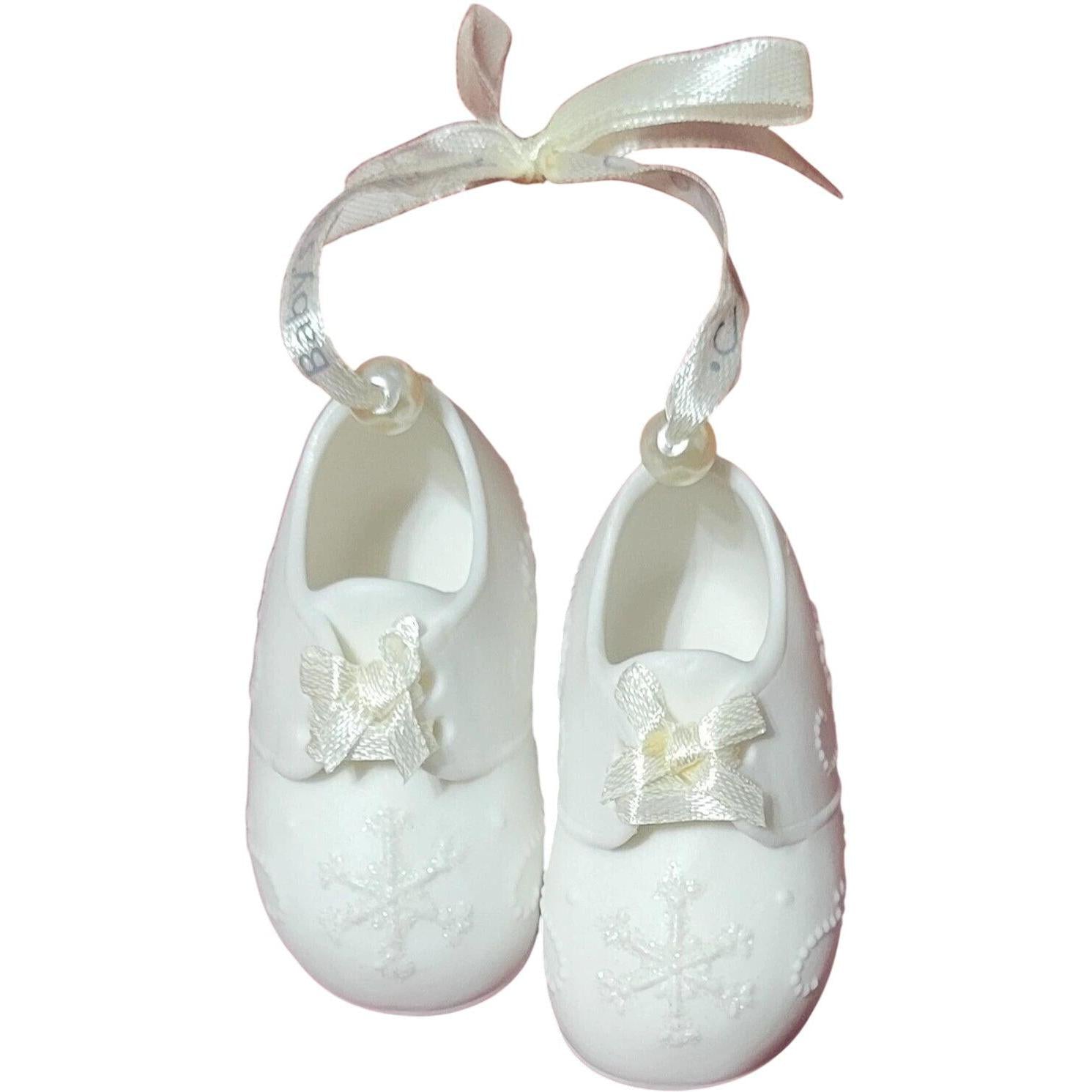 2016 Baby's First Christmas Hallmark Ornament (Baby's First Christmas) QGO1264