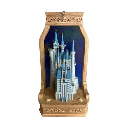 2016 Cinderella's Castle Hallmark Ornament (Disney) QXD6161 Image1