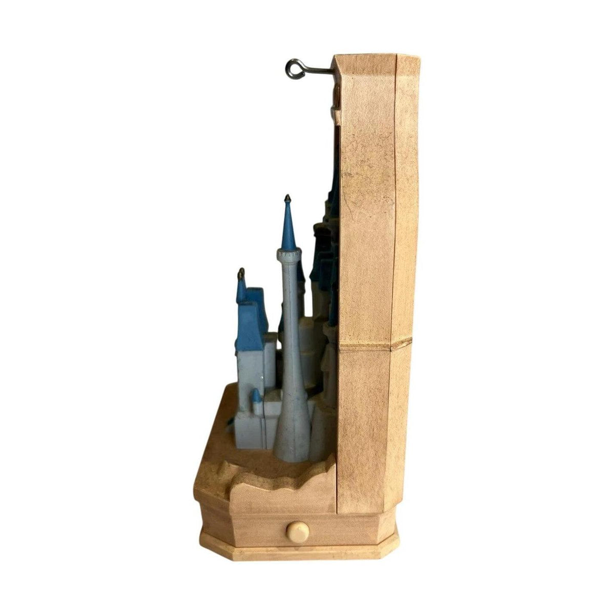 2016 Cinderella's Castle Hallmark Ornament (Disney) QXD6161 Image3