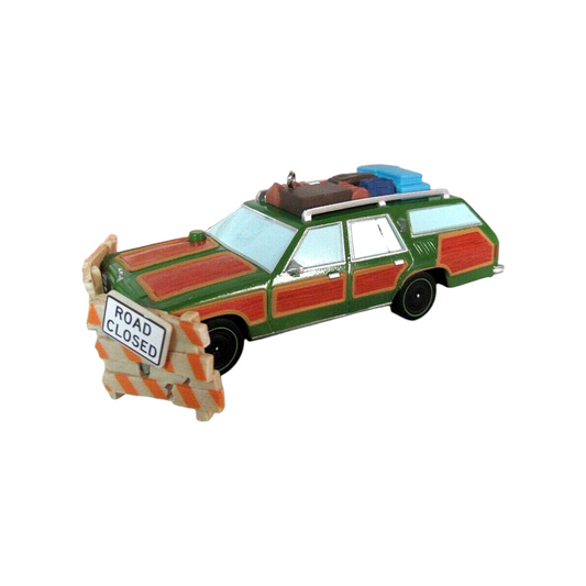 2016 Family Truckster Takes Flight Hallmark Ornament (National Lampoon's Christmas Vacation) QXI3101