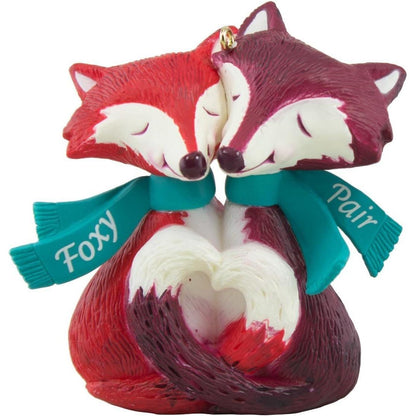 2016 Foxy Pair Hallmark Ornament (Fox) QGO1294