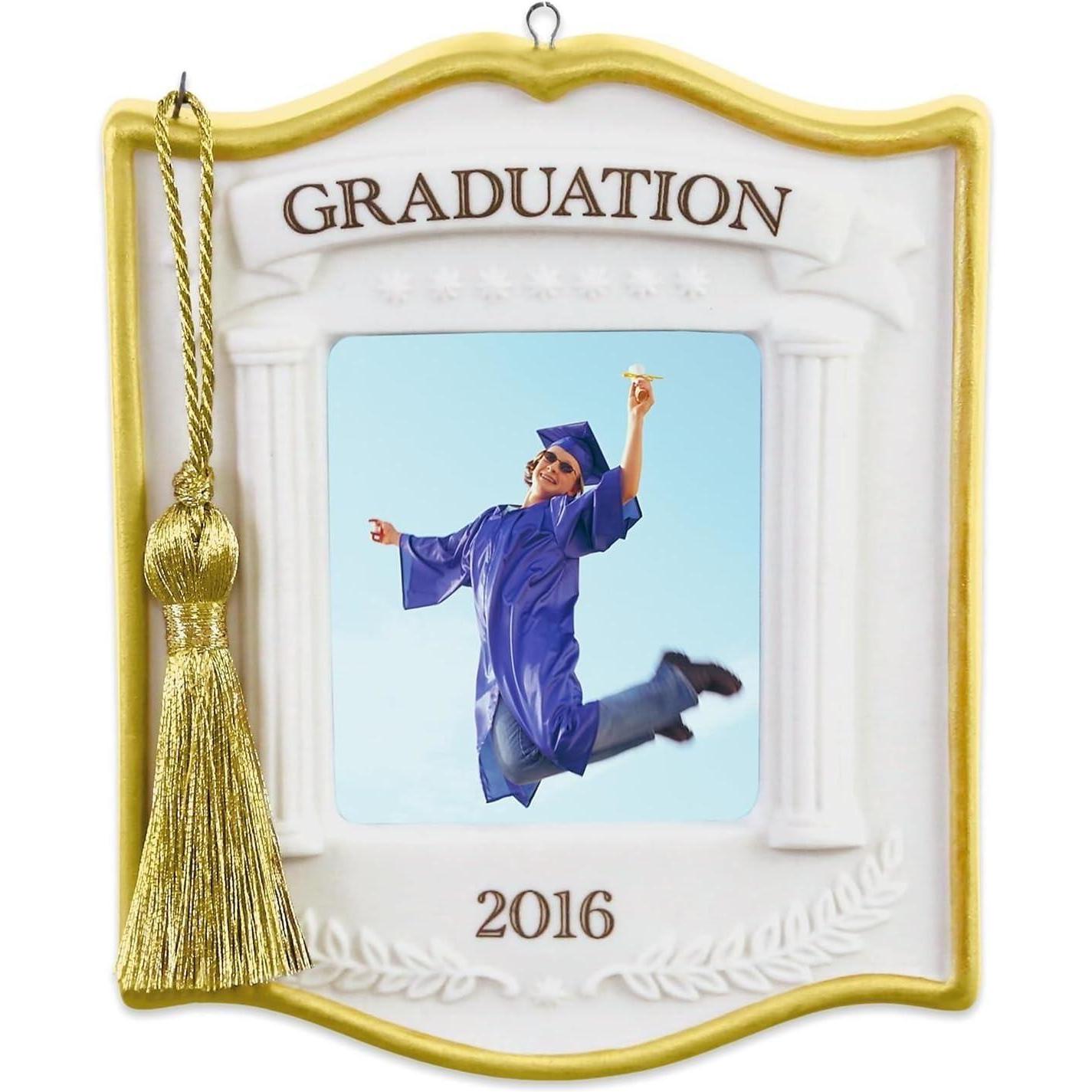 2016 Graduation Day Hallmark Ornament (Photo Holder) QHX1091