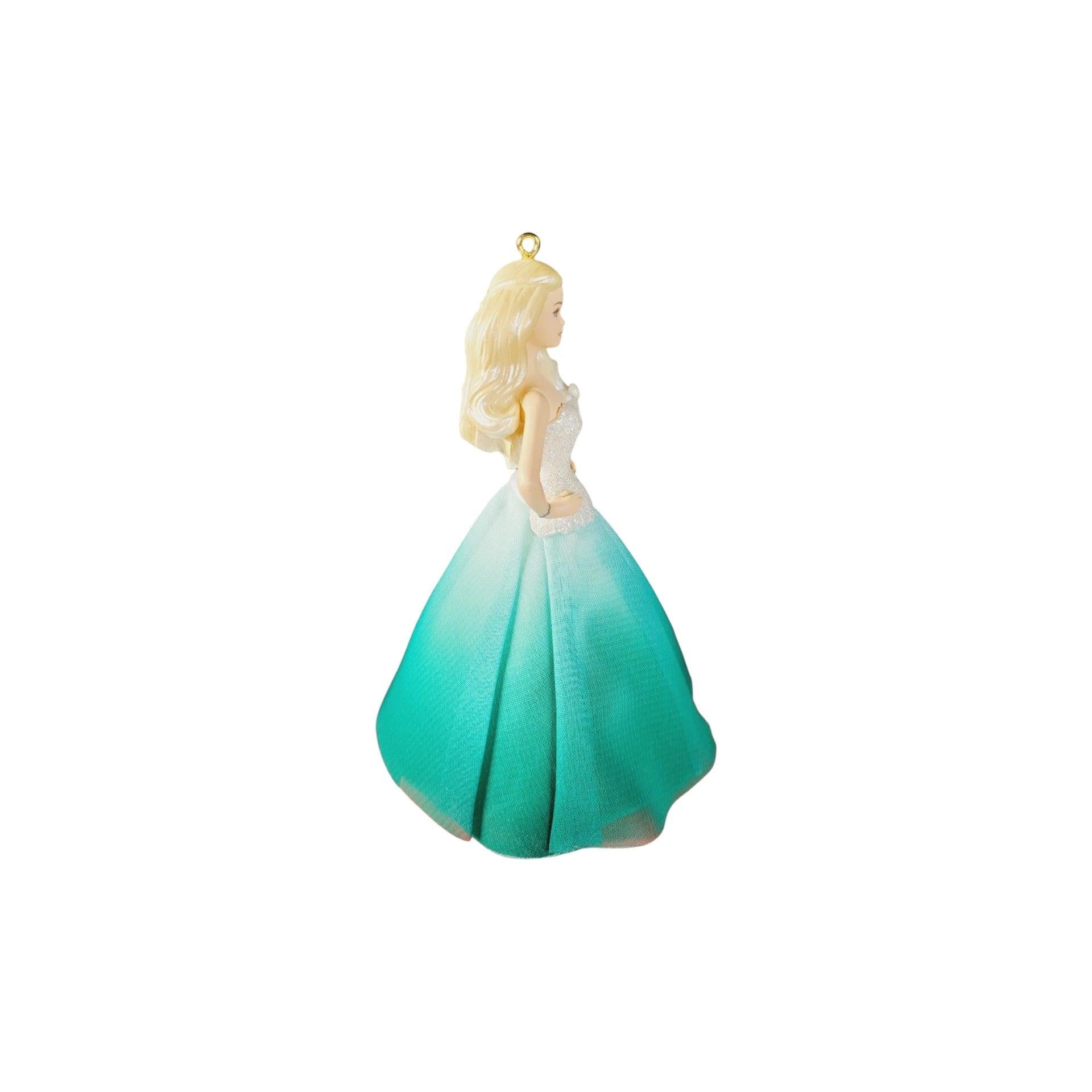 2016 Holiday Barbie Hallmark Ornament (Barbie) QX9241 Image5