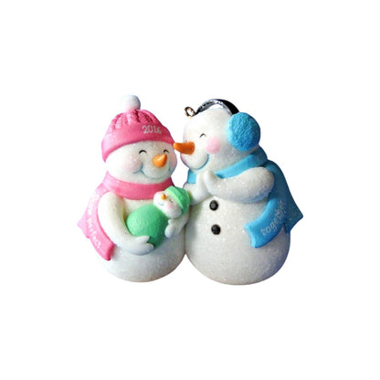 2016 New Parents (Love Collection) Hallmark Ornament QGO1274 Image1