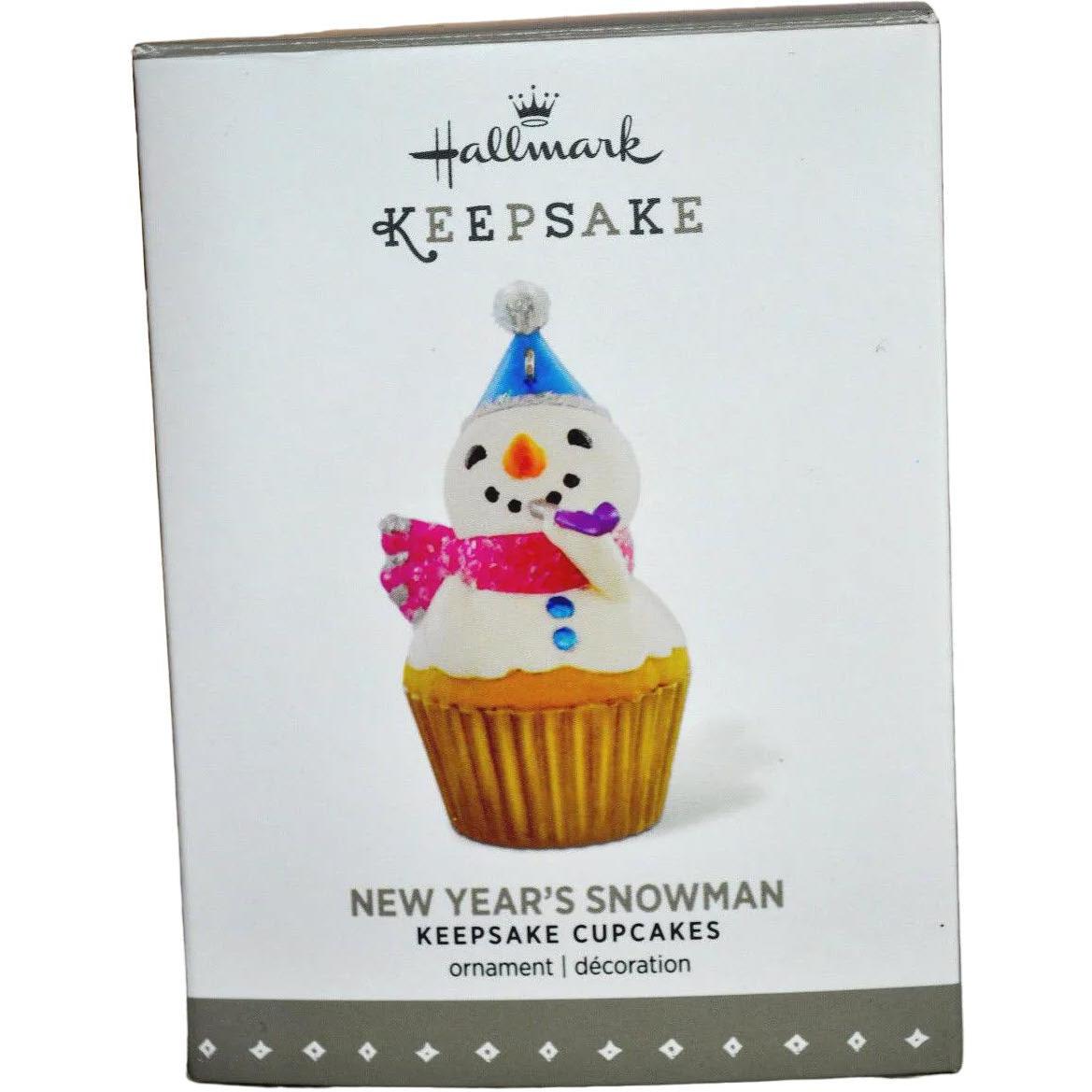 2016 New Year's Snowman Hallmark Ornament (Keepsake Cupcake) QHA1041