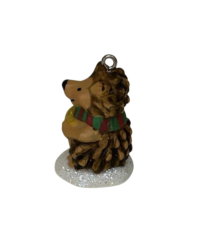 2016 "Quill" You Be My Snow Buddy? Hallmark Ornament (Hedgehog) QXM8541