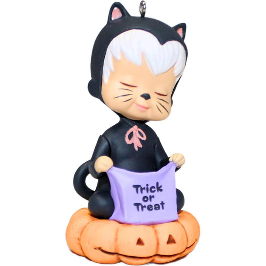 QFO5241 2016 Sweet Trick-Or-Treater (Halloween) Image1