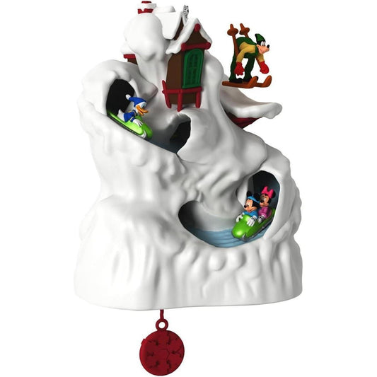 2016 The Art of Skiing Hallmark Ornament (Mickey Mouse & Friends) QXD6001