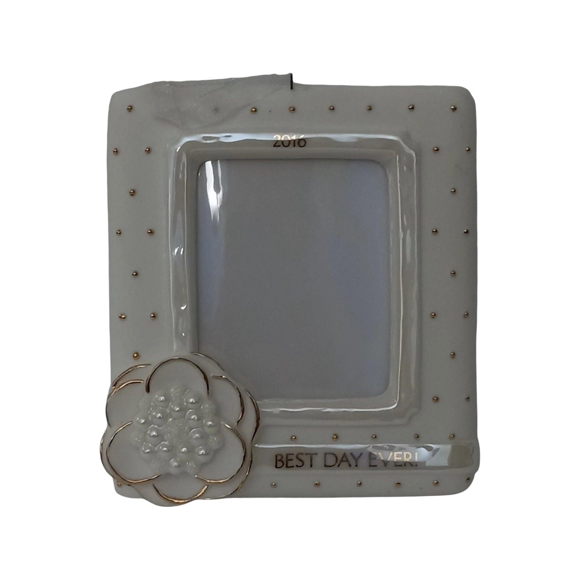 2016 Wedding Day Hallmark Ornament (Photo Holder) QHX1021 Image5