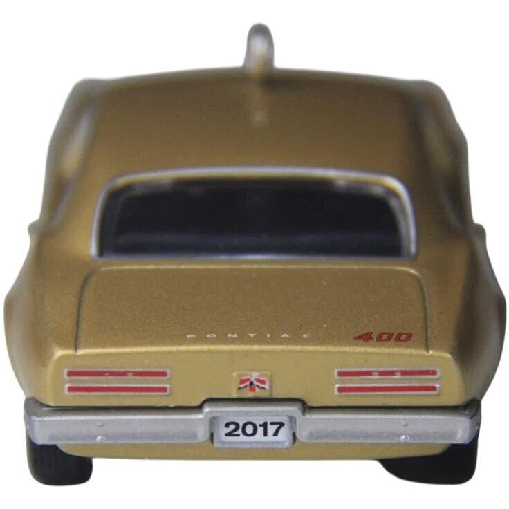 2017 1967 Pontiac Firebird 400 Hallmark Ornament (Classic American Cars) QXE3045