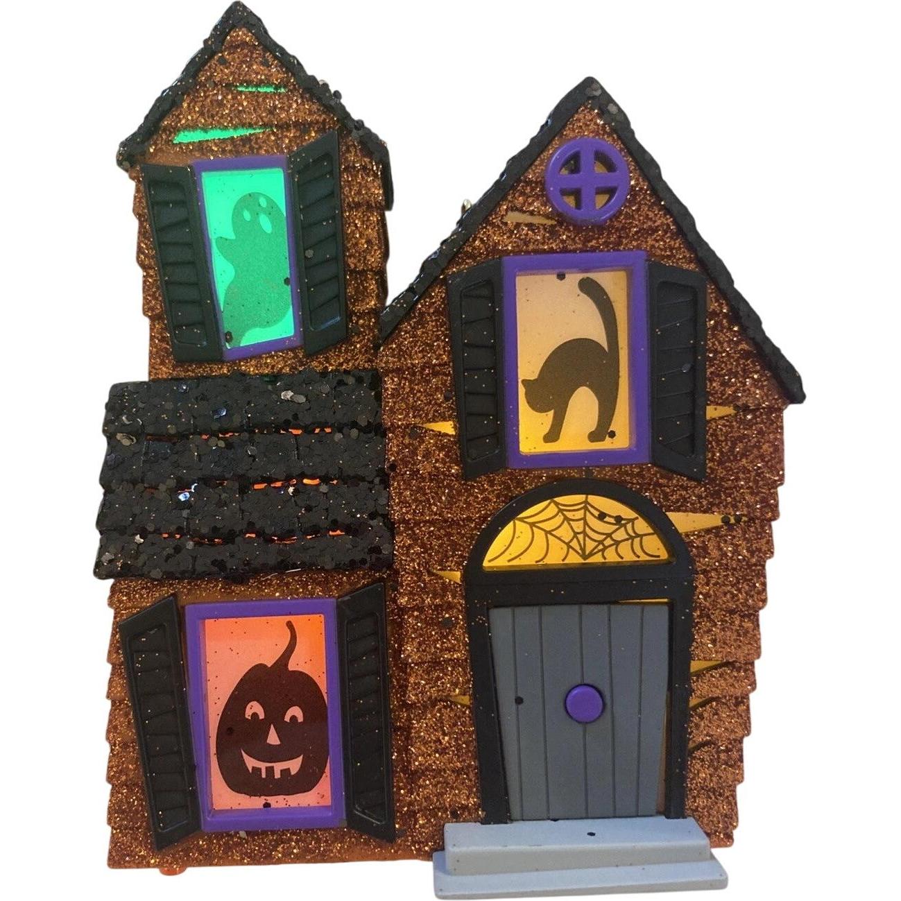 2017 Mysterious Manor Hallmark Ornament (Halloween) QFO5252