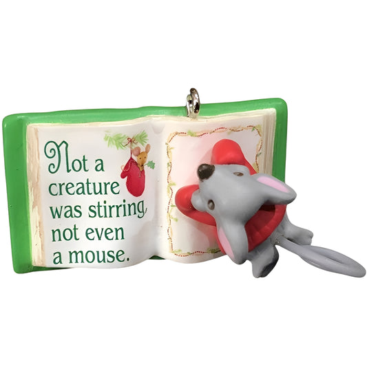 2017 A Creature Was Stirring Hallmark Ornament (A Creature Was Stirring) QXM8122