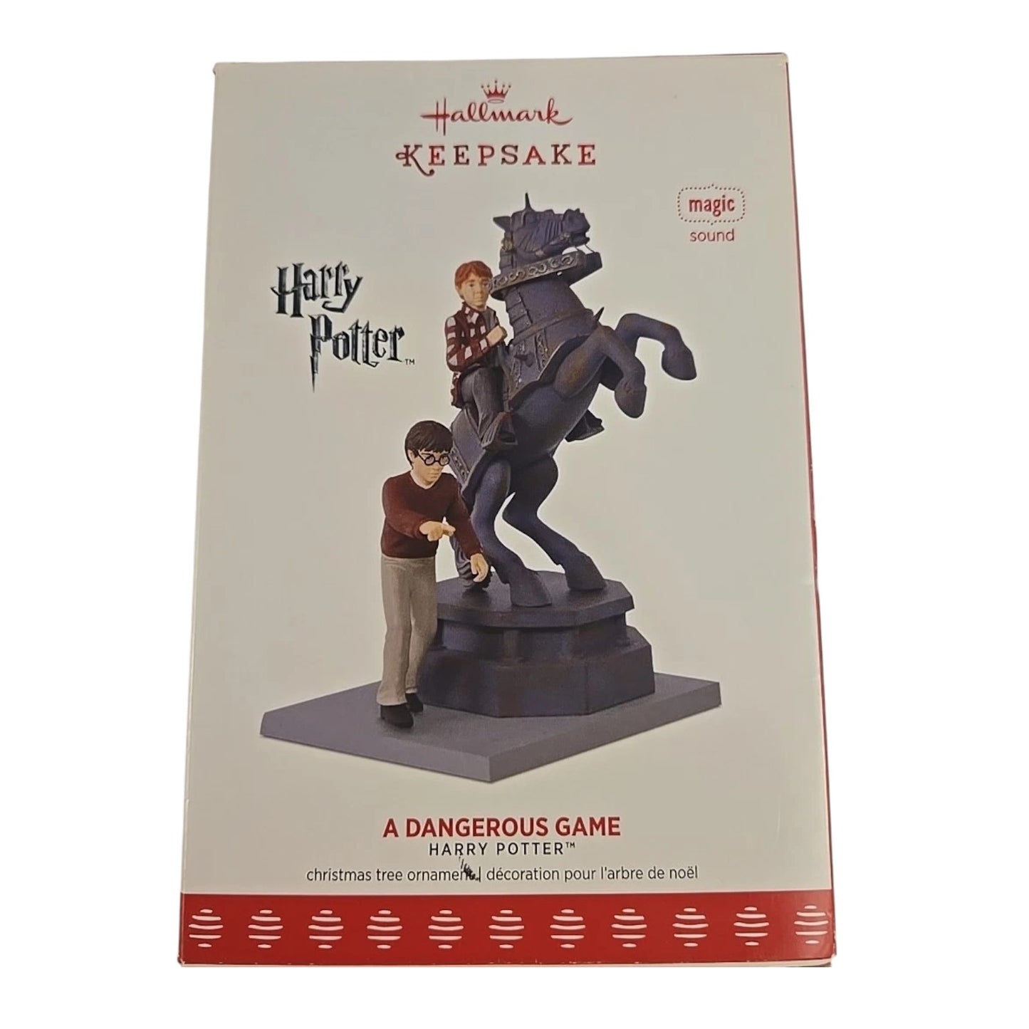 2017 A Dangerous Game Hallmark Ornament (Harry Potter) QXI2962
