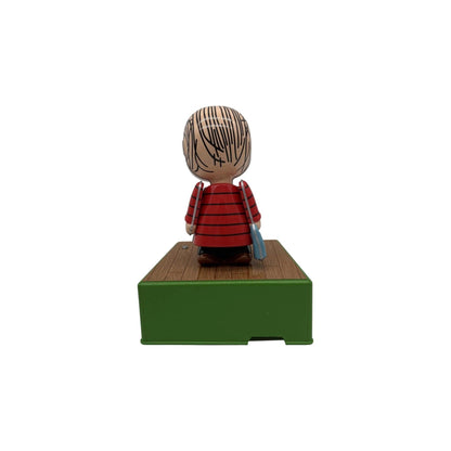 2017 Dance Party Linus (Peanuts) Hallmark Ornament XKT1804 Image3