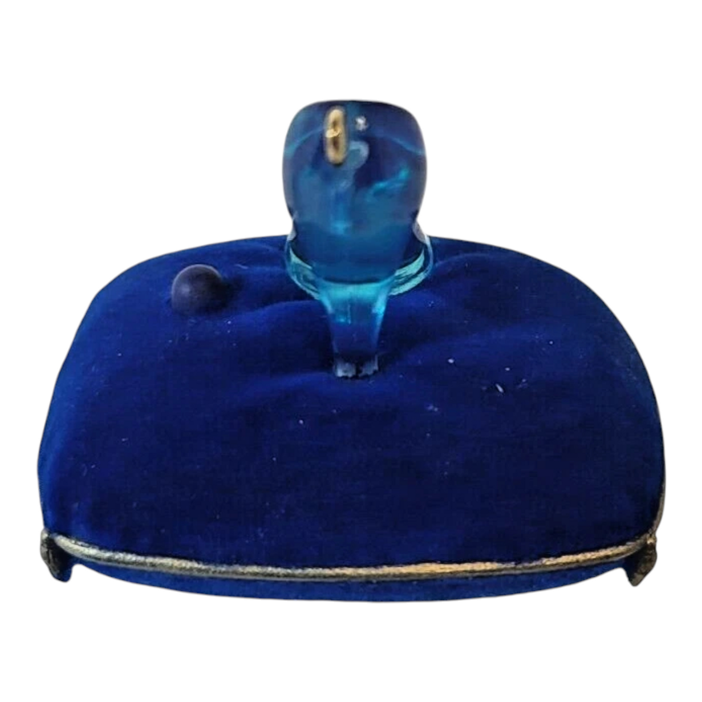 2017 Fit for a Princess Hallmark Ornament (Cinderella) QXM8105