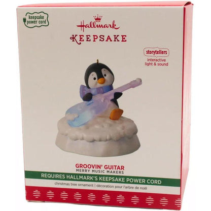 2017 Groovin' Guitar Hallmark Ornament (Merry Music Makers) QGO1022