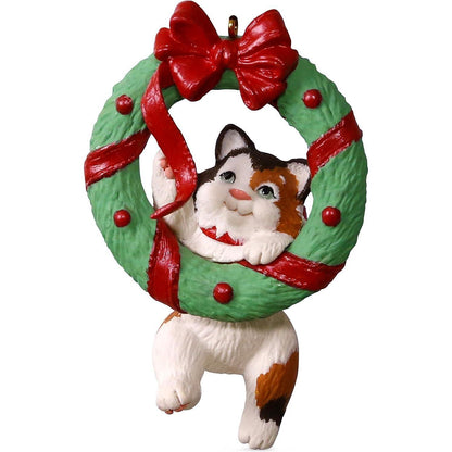 2017 Mischievous Kittens Hallmark Ornament (Mischievous Kittens) QX9402