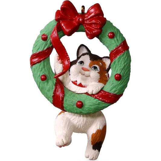 2017 Mischievous Kittens Hallmark Ornament (Mischievous Kittens) QX9402
