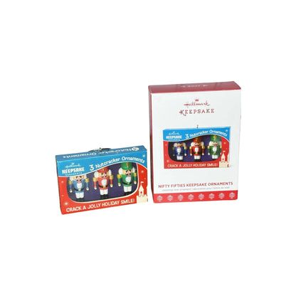 2017 Nifty Fifties Hallmark Ornament (Nifty Fifties) QGO1752 Image5