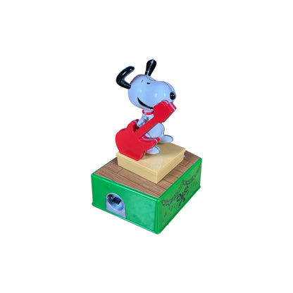 2017 Peanuts Christmas Dance Party Snoopy (Peanuts) Hallmark Ornament XKT1800 Image3