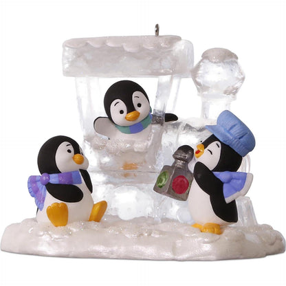 QGO1635 2017 Penguin Express (Penguins) Image1