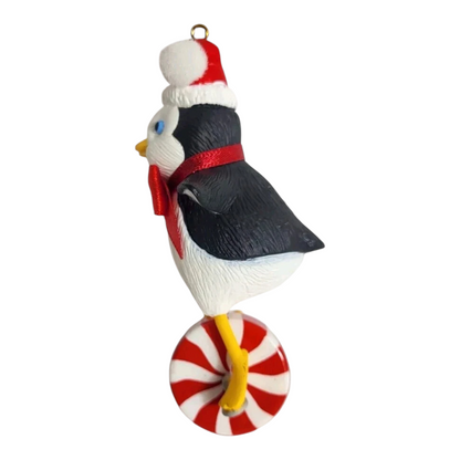 2017 Penguin on Parade Hallmark Ornament (Penguin) LPR3302