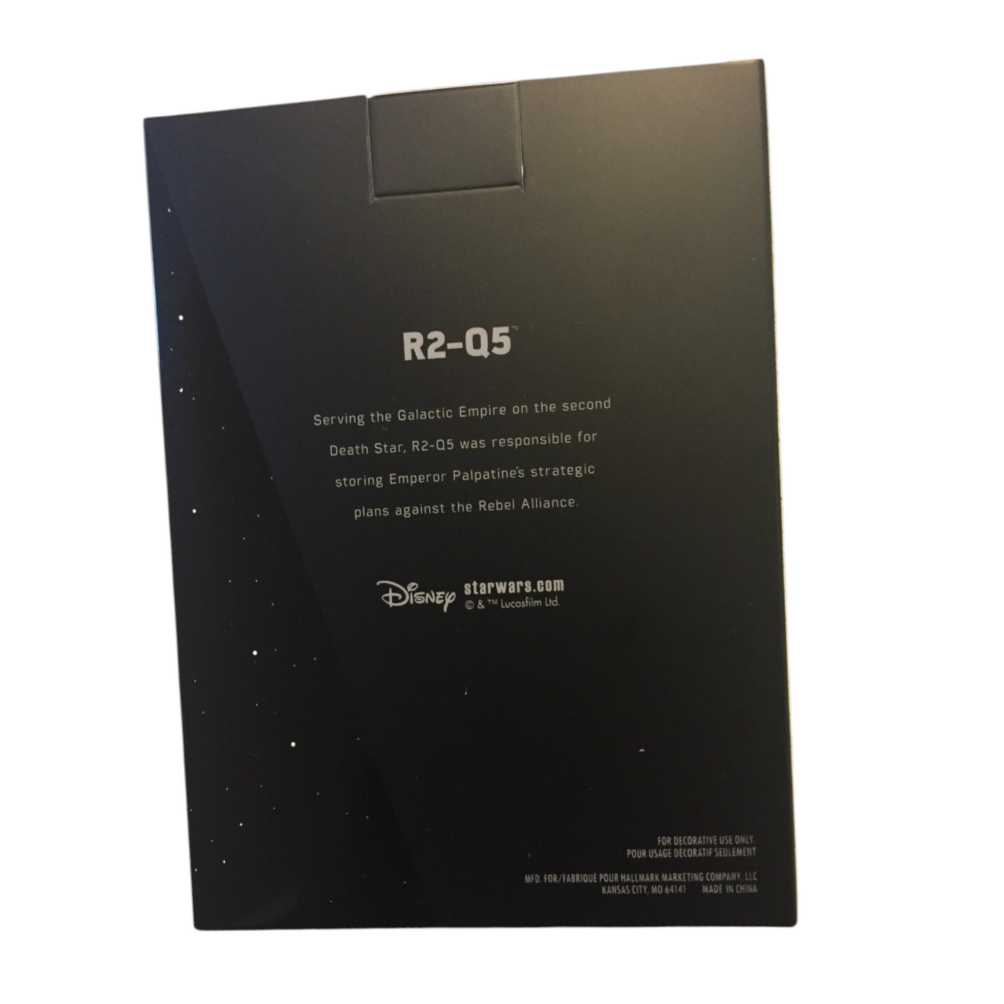 2017 R2‑Q5 Hallmark Ornament (Star Wars) SHP3015