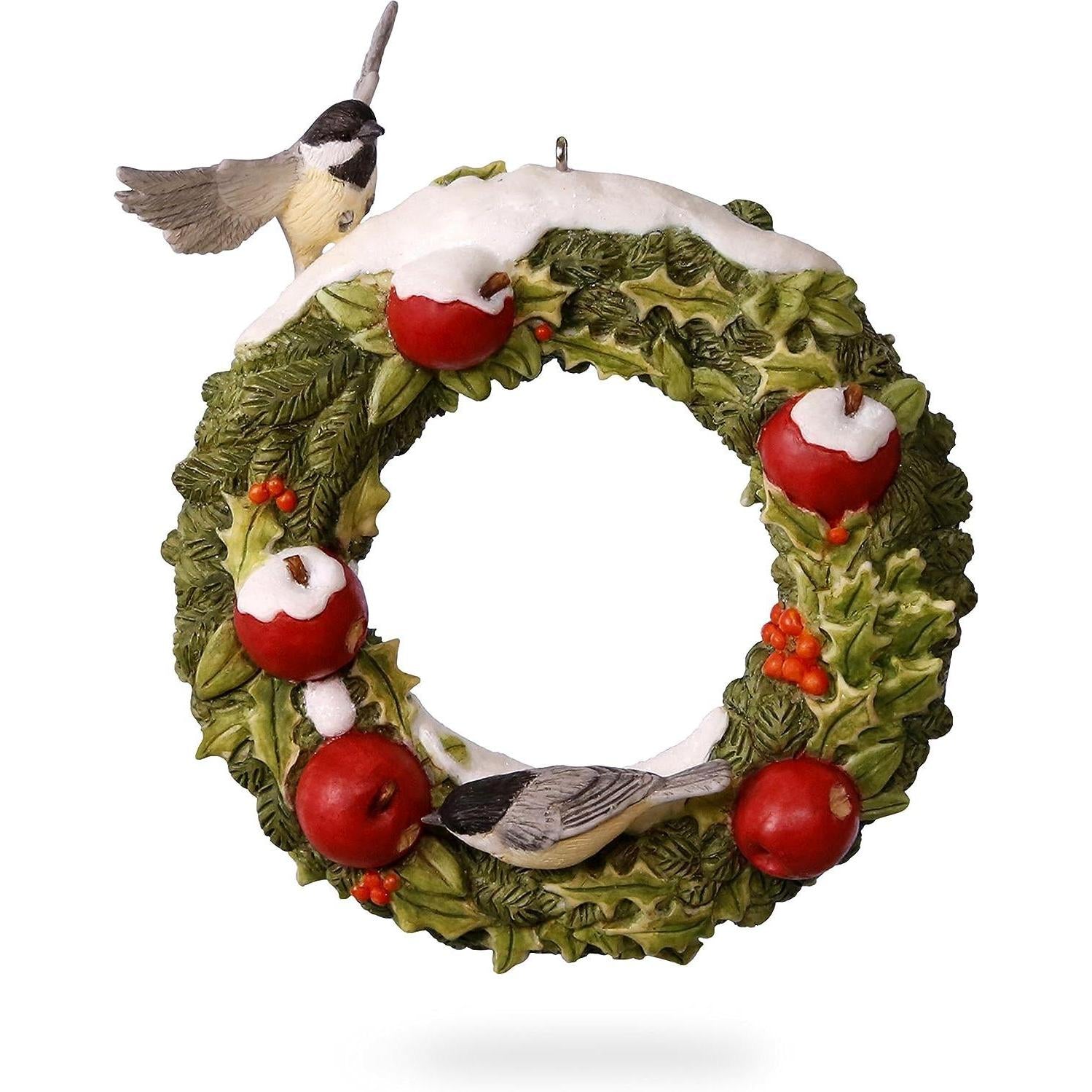 2017 Welcoming Wreath Hallmark Ornament (Nature's Sketchbook) QX9452