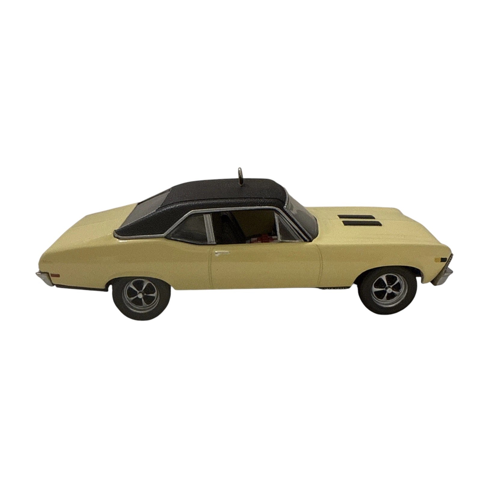 2018 1968 Chevrolet Nova SS Hallmark Ornament (Classic American Cars) QX9316
