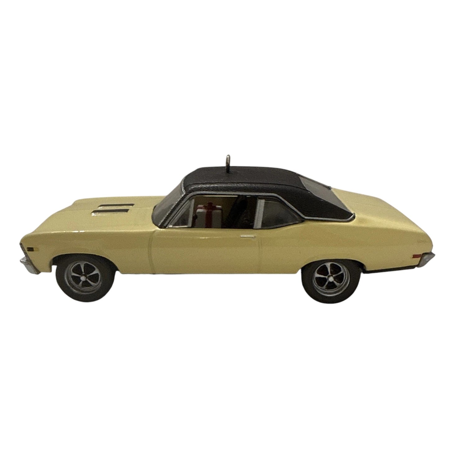2018 1968 Chevrolet Nova SS Hallmark Ornament (Classic American Cars) QX9316
